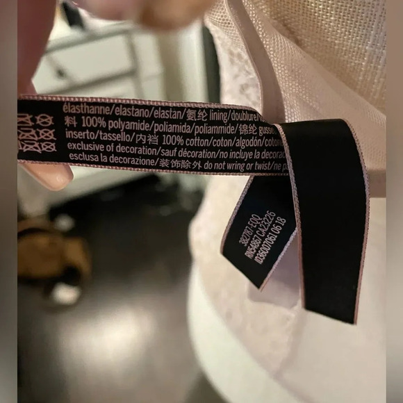 VICTORIA SECRET LACE CAP SLEEVE BODYSUIT WITH MESH BACK LAVENDER SIZE M - Picture 14 of 16